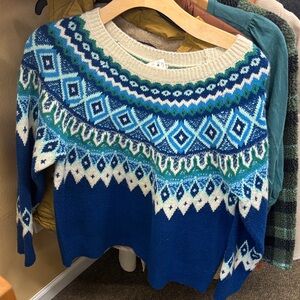St. John's Bay Blue and Cream Geometric Sweater